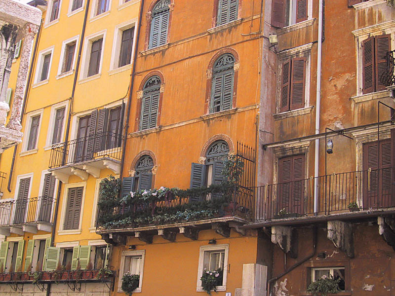 Verona Balconies*
