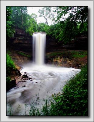 Minnehaha Falls by dave v