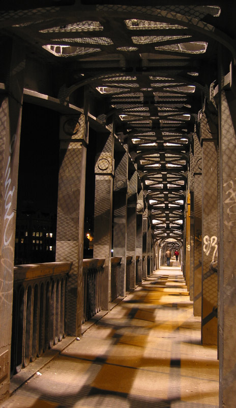 Walkway (*)
