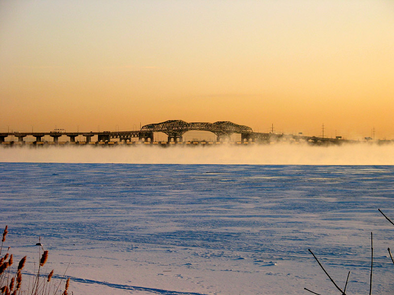 bridges in the mist (*)