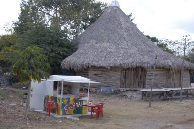 u40/davidk2000/medium/40124302.200502160035CancunDay5ChichenItza.jpg