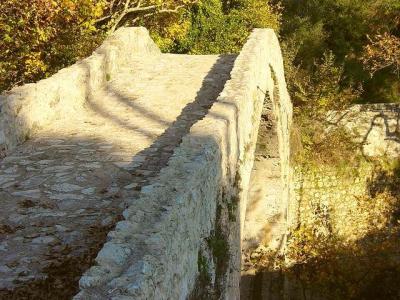 Stone bridge right view