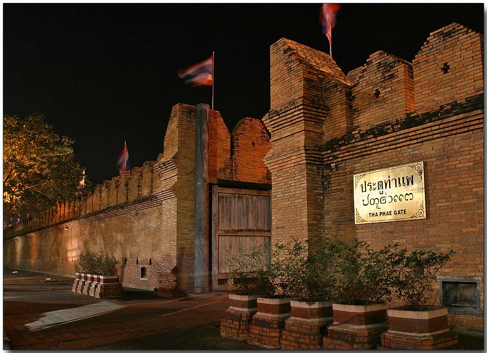 Tha Phae Gate, old city wall - Chiang Mai