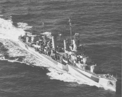 USSHerndon005.jpg