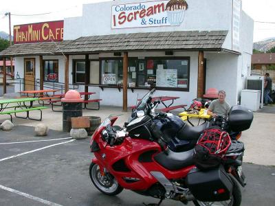I Scream and Thai Mini Cafe in Poncha Springs, Colorado