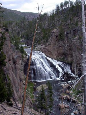 Yellowstone waterfall
