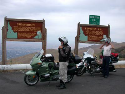 On the way home, we stop at the Lewiston/Clarkston overlook