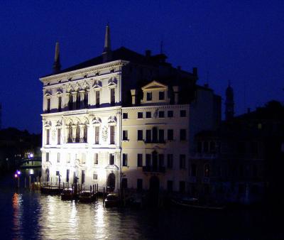 book_canal1.jpg
