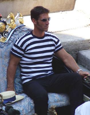 u40/eazuar/medium/32624680.venicezipvavoom.jpg