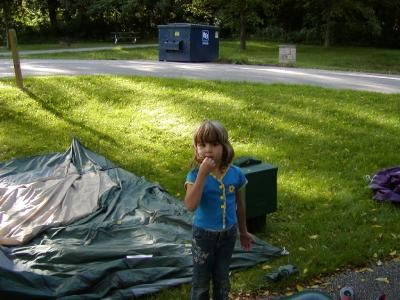 u40/fhludlow/medium/32624480.thea_tent2.jpg