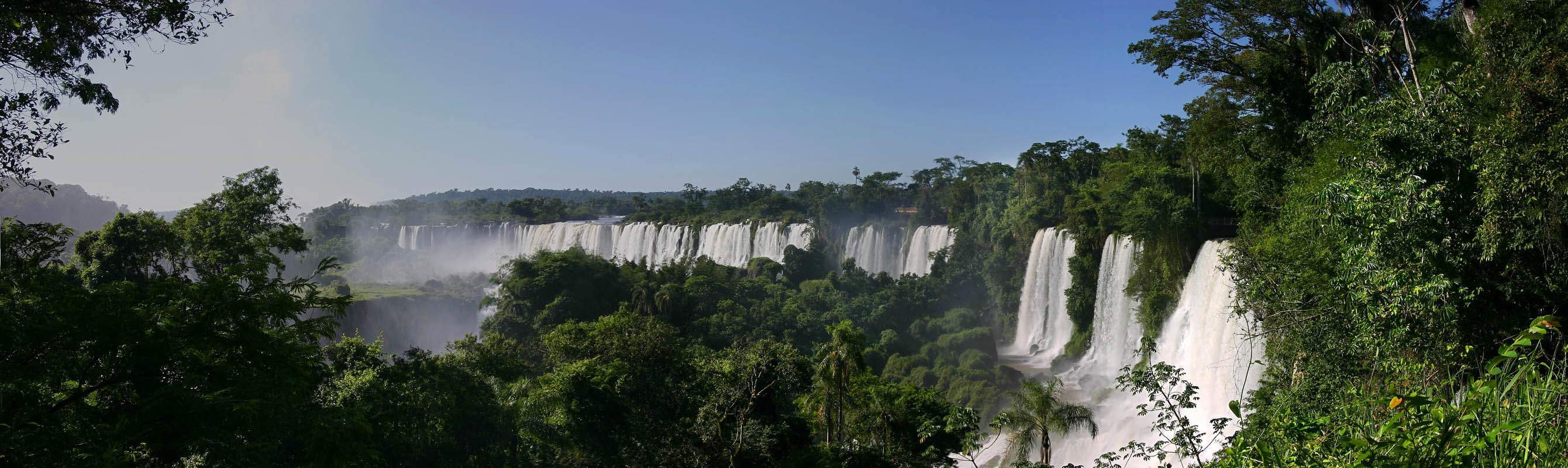 Iguaz Falls