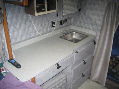 kitchen 3.jpg