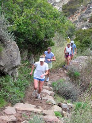 Laura Vaughan leads Krissy, Sally & Brandon up La Jolla Canyon