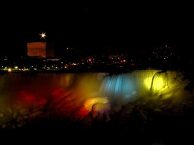 American falls at night
