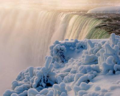 Warm light, snow and ice Niagara falls