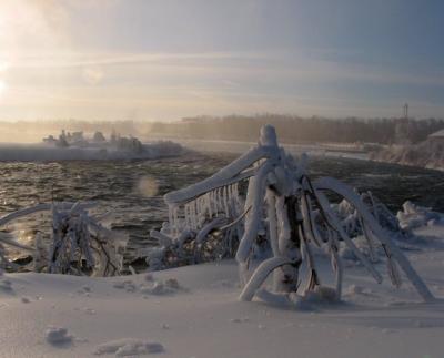 Snow and ice Niagara falls