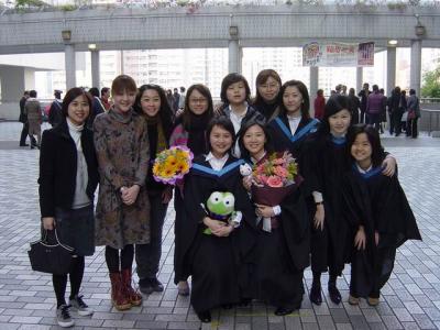 hku_friends_graduation