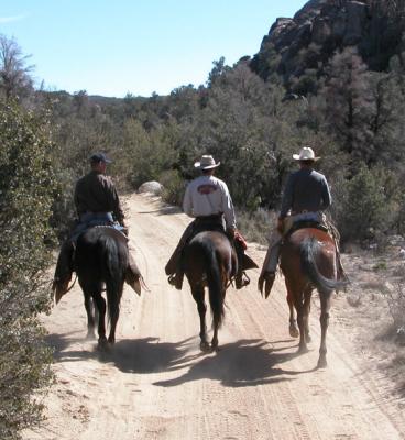 Tres Amigos