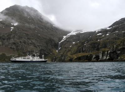 The 110-passenger Endeavour looks very small against the cliffs of Hercules Bay.