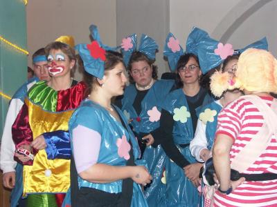 3uak200402.jpg