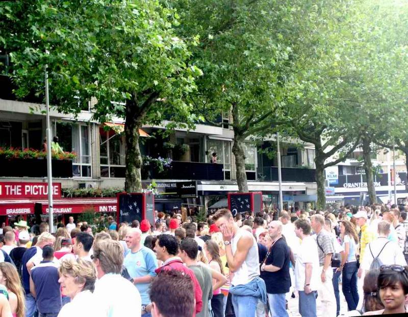 Dance Parade in Rotterdam 2004 at Schouwburgplein
