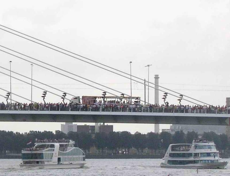 Dance Parade in Rotterdam 2004