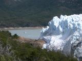 Navegando por pared sur Glaciar Perito Moreno