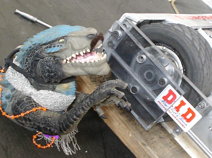 note dinosuar biting protection device on the wheels. tricky.