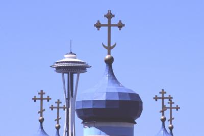 SPACE NEEDLE AND ONION DOMES