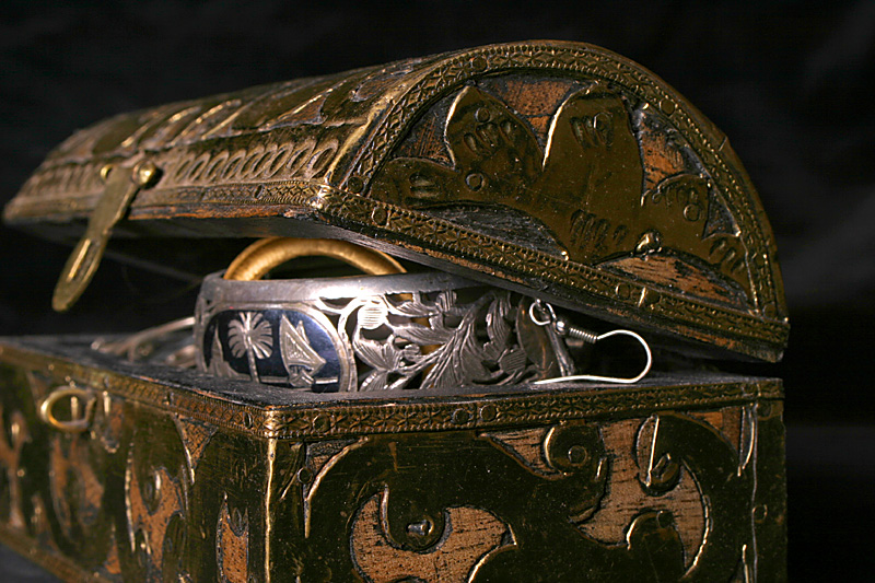 26th February 2004 - our treasure chest is open