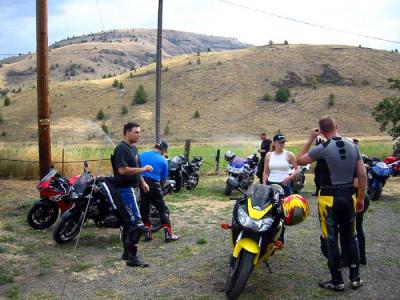 bikes-group-fossil.jpg