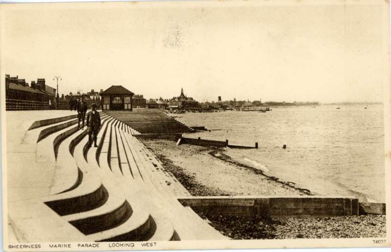 Marine Parade looking West
