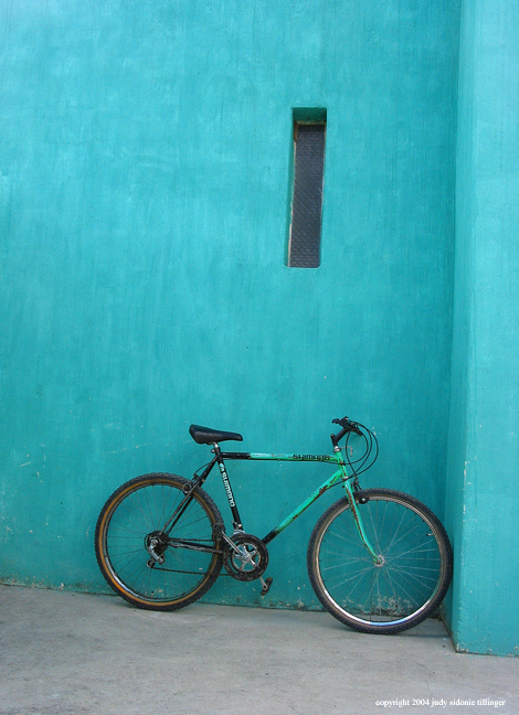 bike, turquoise wall, solala, guatemala