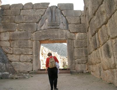 Mycenae Lion gate.jpg