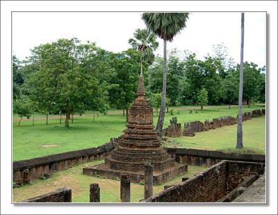 Wat Pra Si Mahathat Chaliang