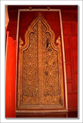 A door at Wat Yai, Pethaburi