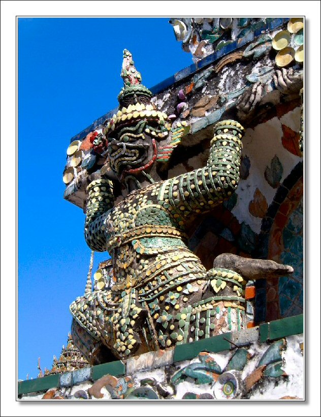 Wat Arun-Ramayana figure
