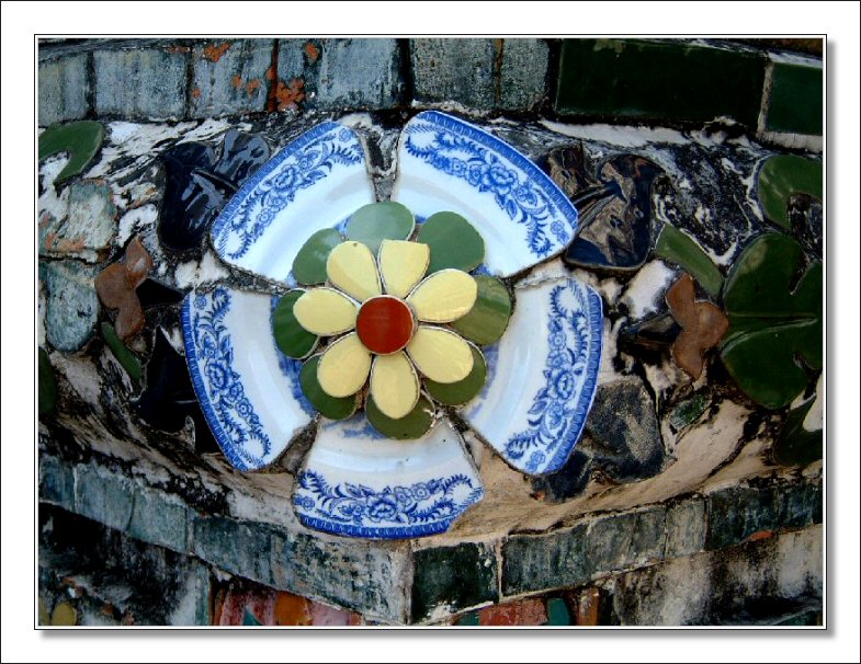Wat Arun-Ceramic work on a pagoda