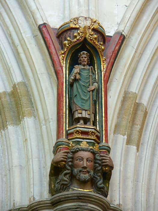 Carving on a capitol