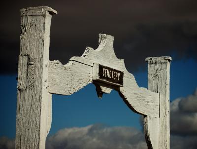 Ruins Fort Churchill Cemetery 1acrop.jpg