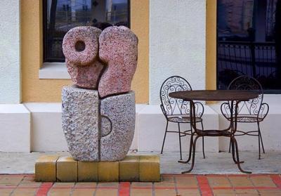 Laredo Sculpture 5692