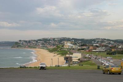 Mereweather Beach