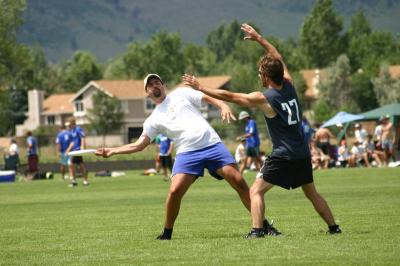 Tyson with the forehand huck
