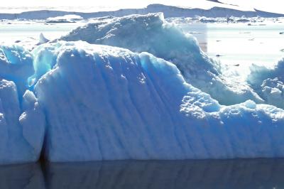 Iceberg lines