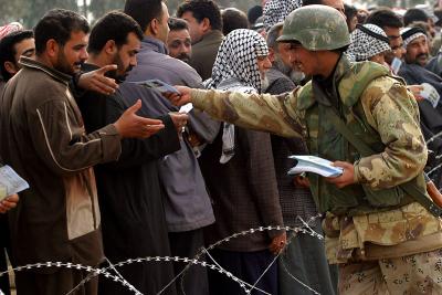 Iraqi citizens come out in masses