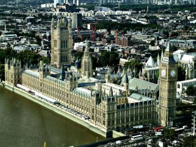 u40/morepix/medium/26079961.ParisParliament.jpg