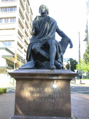 Robert Burns statue in Dunedin