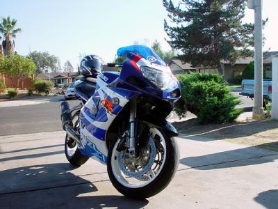 bgs_gixxer750-1.jpg