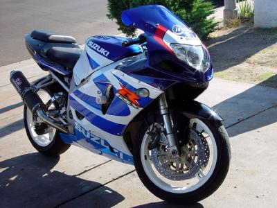 bgs_gixxer750-2.jpg