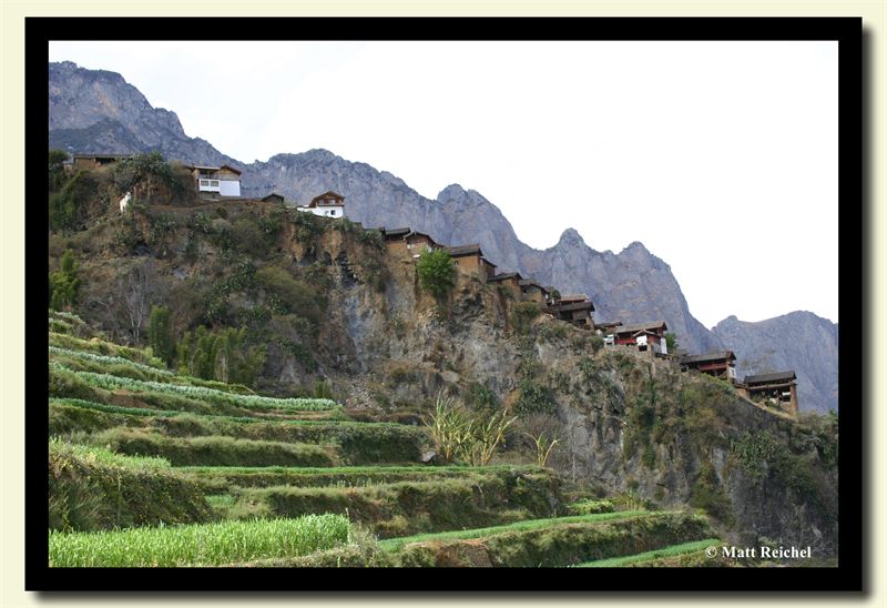 Houses and Cliffs, Shitou Cheng, Lijiang